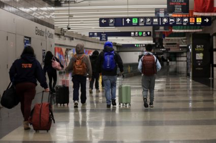 Thanksgiving travel in Chicago