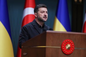 Ukrainian President Zelenskiy visits Ankara