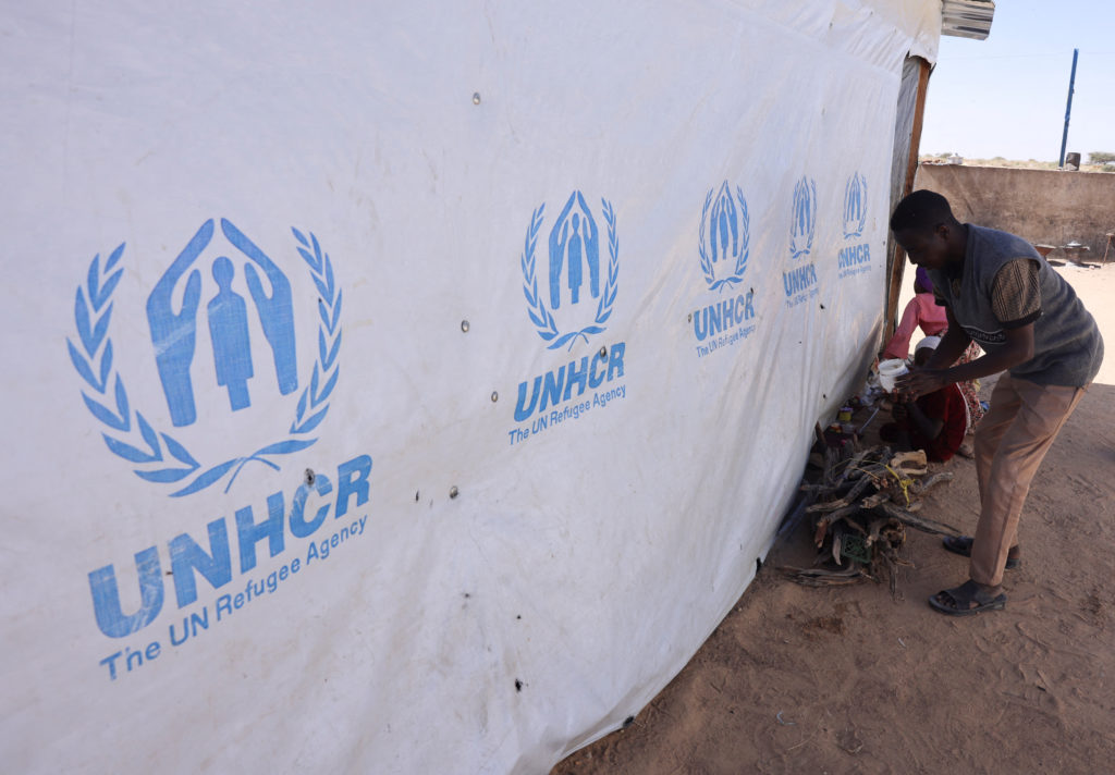 Sudanese refugee families arriving to Chad find no food aid available