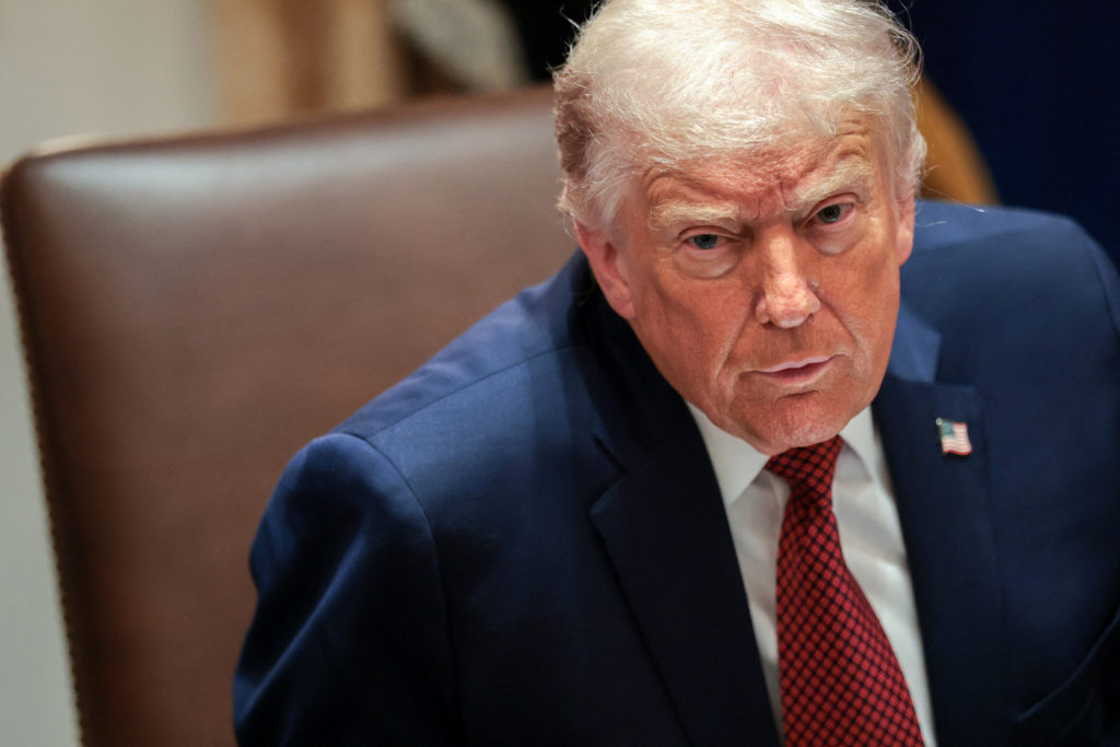 Trump’s ceasefire plan for the Israel-Hamas war faces pitfalls as it moves into new phase