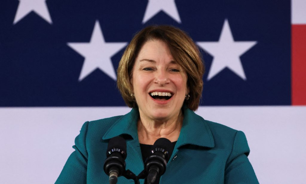Klobuchar announces she's running for Minnesota governor after Walz dropped bid