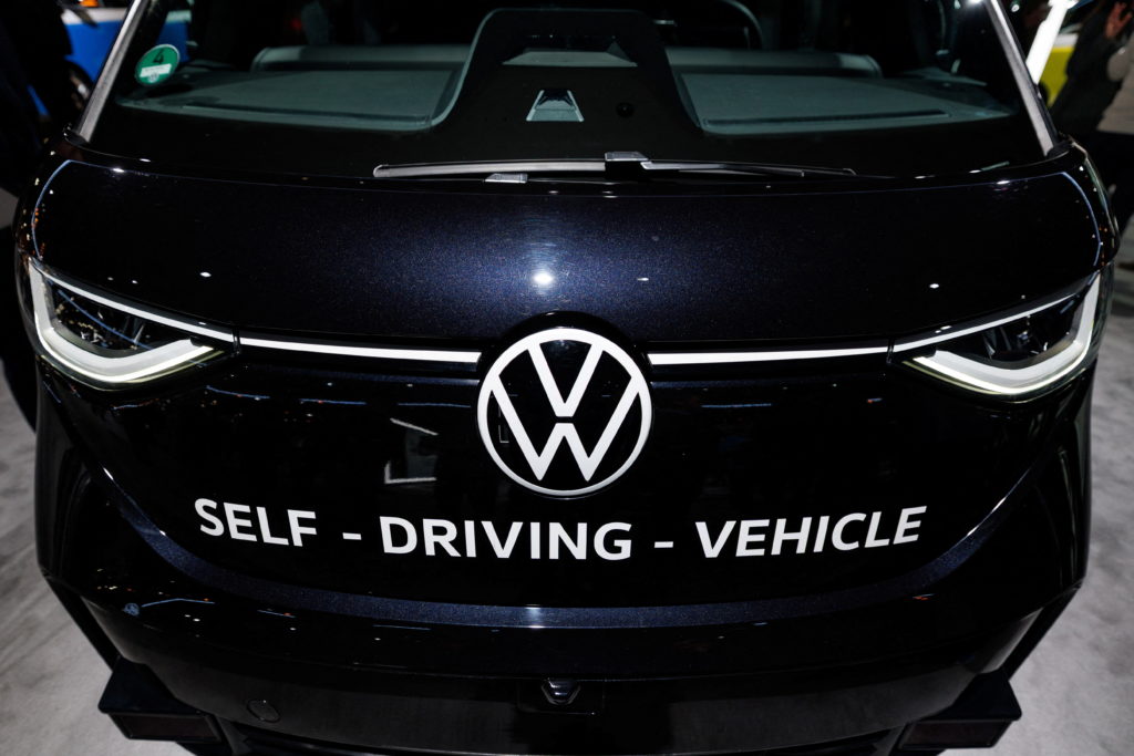 Auto Show in Los Angeles begins