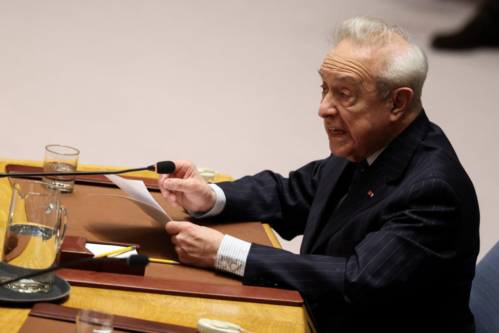 U.S. capture of Maduro divides Latin America, thrilling Trump's allies and threatening his foes