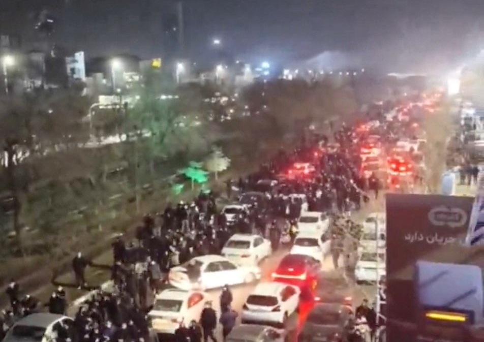 pbs.org - Jon Gambrell, Associated Press - Protests in Iran reach 2-week mark as authorities intensify crackdown on demonstrators