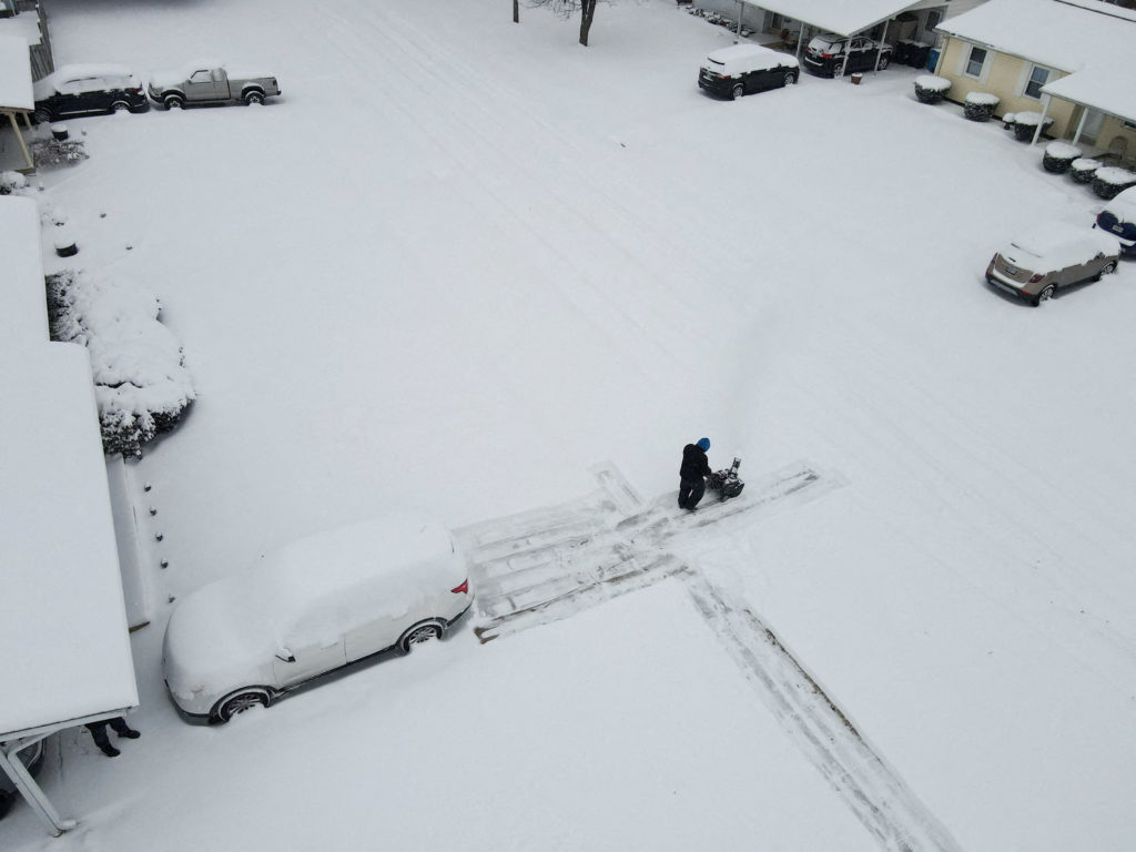 Winter storm expected across central and eastern U.S.