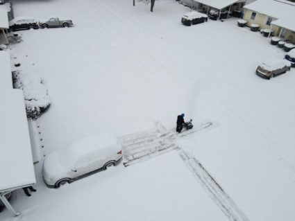 Tens of thousands enter 6th day of power outage as Carolinas and Virginia prep for a winter storm