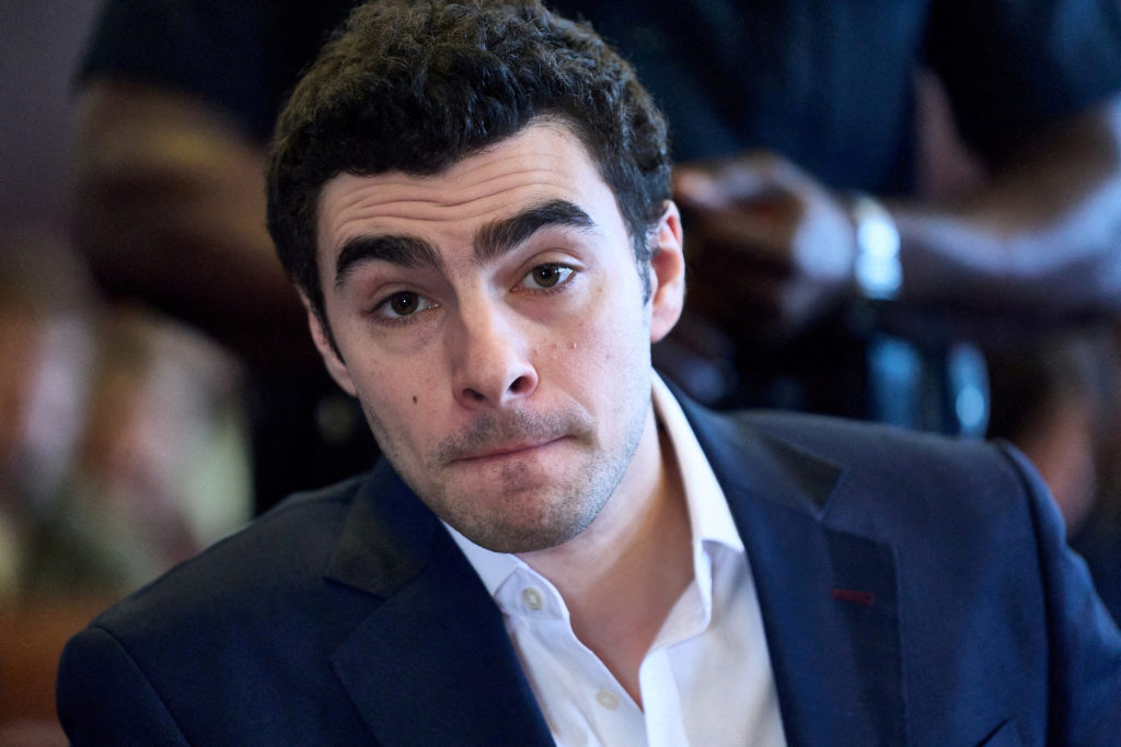 FILE PHOTO: Luigi Mangione appears at the Manhattan Supreme Court