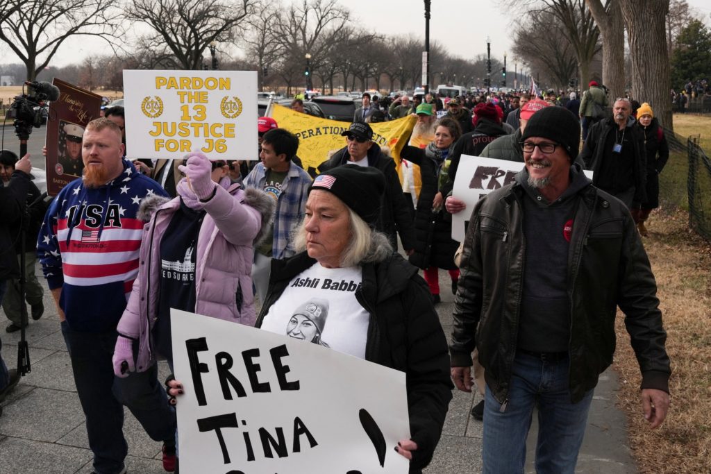 Pardoned Jan. 6 rioters return to Capitol on 5th anniversary of insurrection