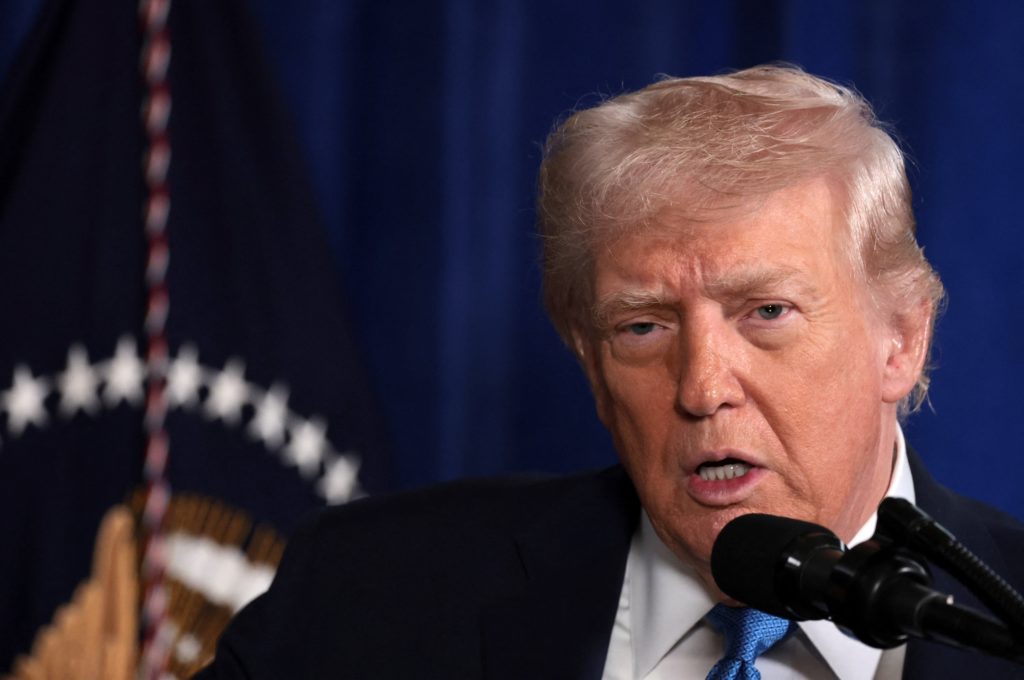 News Wrap: Trump tells Republicans he'll be impeached if they lose in midterms