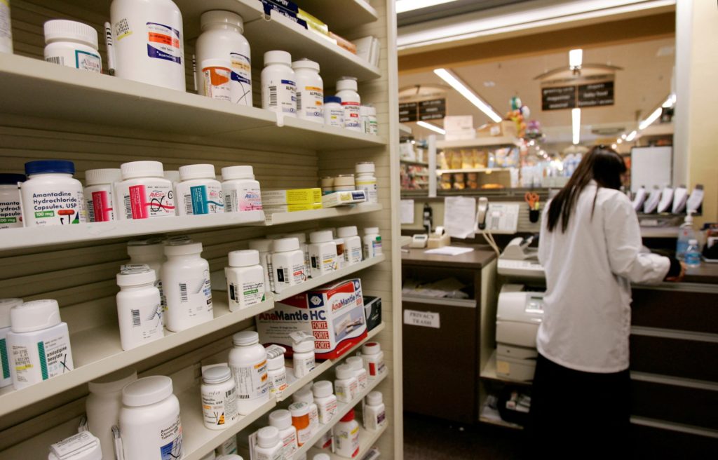 Investigation raises concerns about lack of FDA quality testing for generic drugs