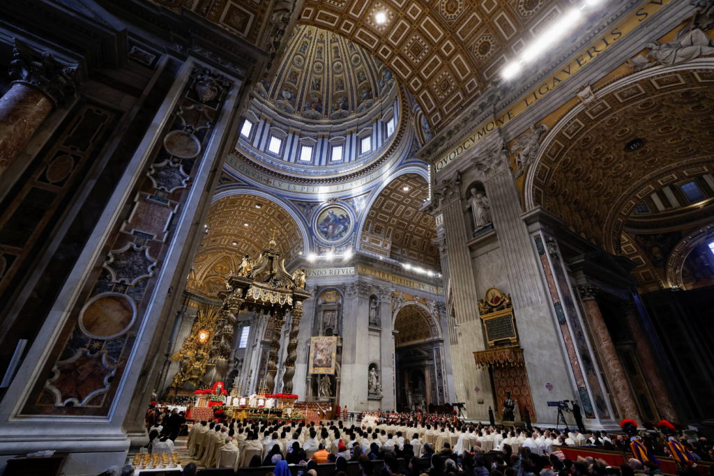 Vatican expands visitor access at St. Peter's Basilica to mark its 400th anniversary