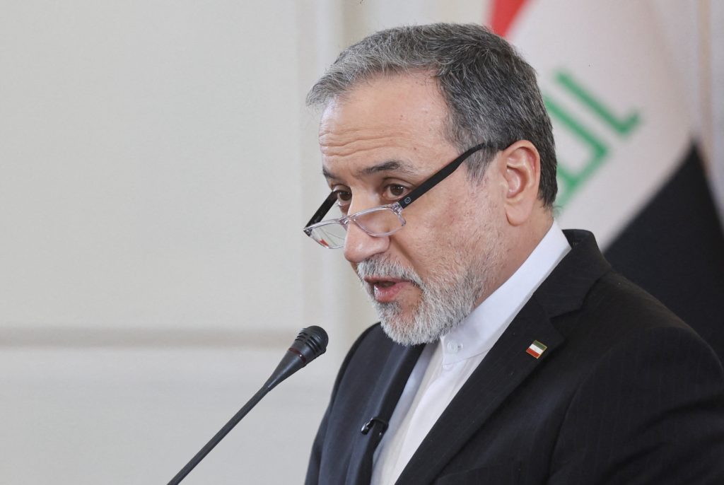 Iraqi Foreign Minister Fuad Hussein visits Tehran