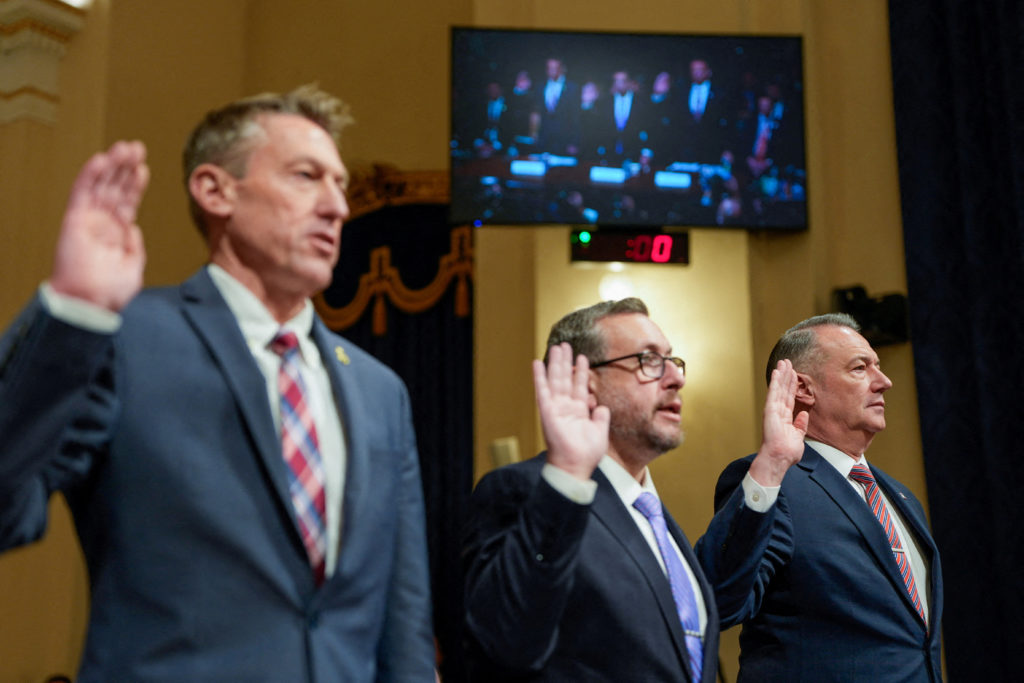 WATCH LIVE: Minnesota officials, federal immigration leaders testify before Senate Homeland panel
