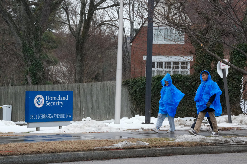 Partial government shutdown drags on amid immigration oversight battle