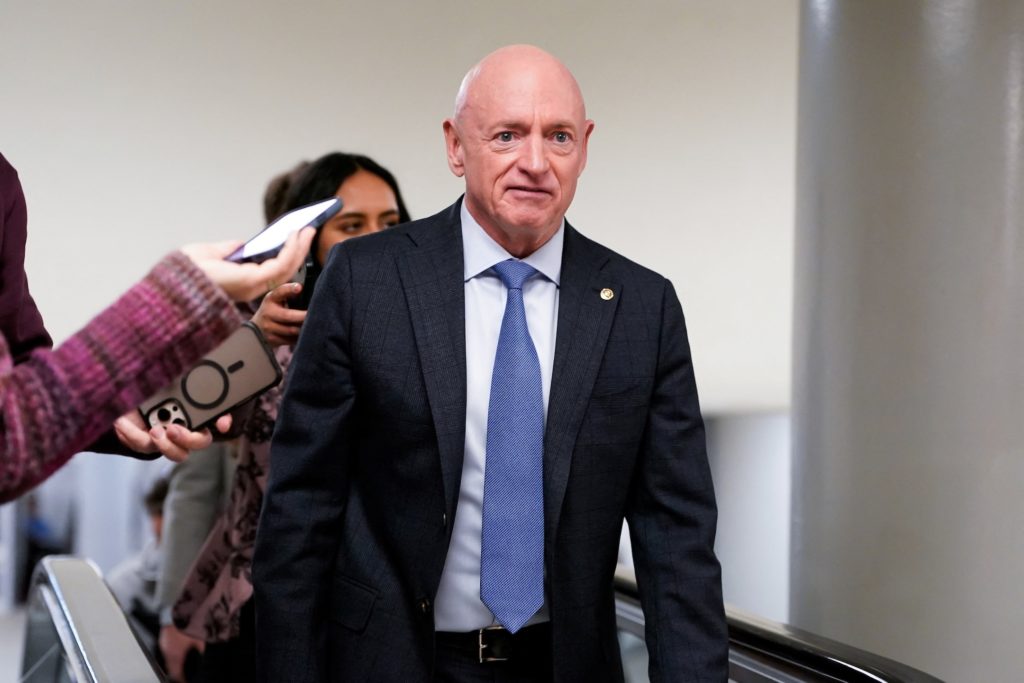 News Wrap: Judge blocks Pentagon from punishing Sen. Kelly
