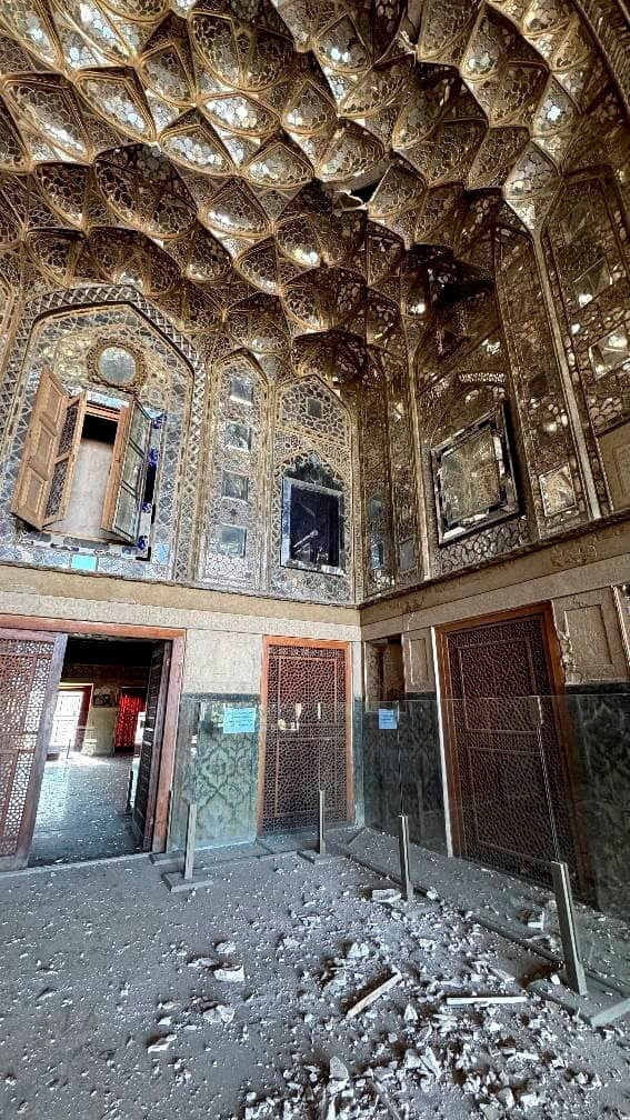 Air strikes damage UNESCO-listed palace in Isfahan