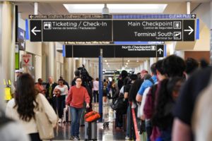 Long lines at airports as TSA absences continue
