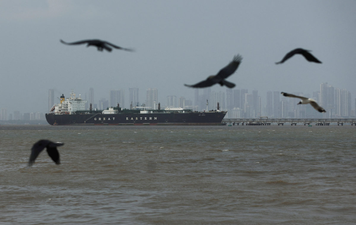 US Navy Enforces Tight Blockade on Iranian Maritime Trade — image 3