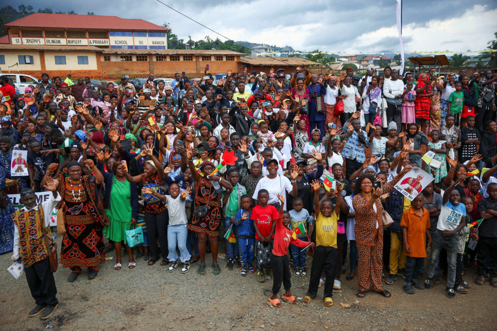 Paus Leo Mempromosikan Perdamaian, Mengutuk Tiran yang Menghancurkan Dunia selama Kunjungan ke Kamerun