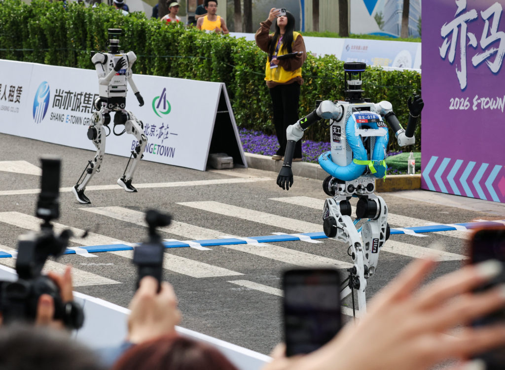 China's Robots Runnin' Game: Marathon Win Shows Who Really Grindin' 