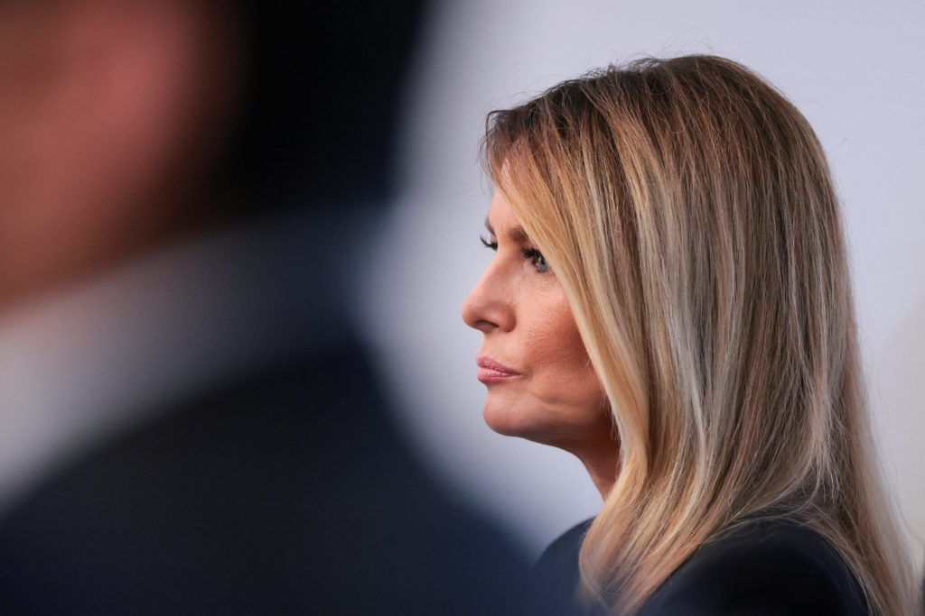 Trumps call for ABC to fire Jimmy Kimmel &mdash; again &mdash; after morbid joke about first lady