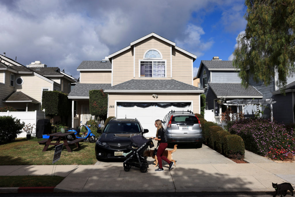 Trump says Correspondents' Dinner shooting suspect wrote about targeting administration officials