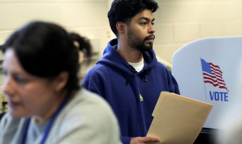 Virginia Supreme Court strikes down Democrats' redistricting plan, dimming party's midterm hopes