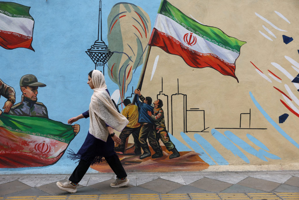 Trump Flexin' on Iran? Peace Talks Lookin' Real, But That Bombin' Threat Tho...
