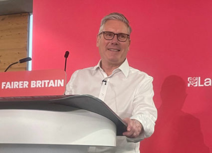 As he faces calls to step down, Starmer pledges to bring Britain closer to EU