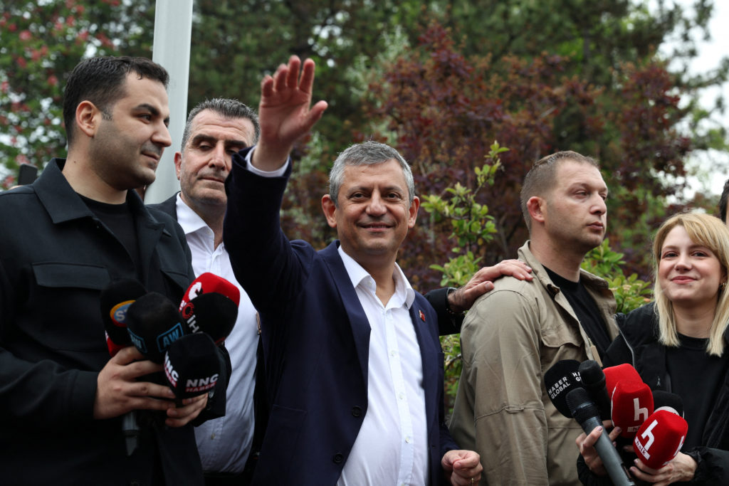 Police Action at CHP Offices: Maintaining Order Amidst Political Tensions
