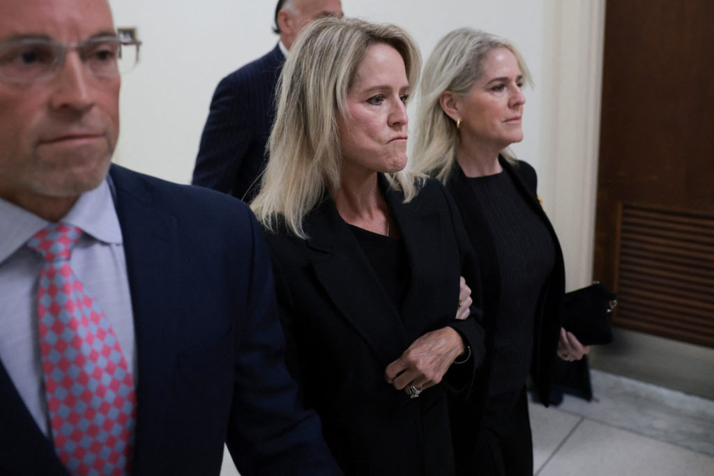 Who is Lesley Groff, Jeffrey Epstein's former assistant bein