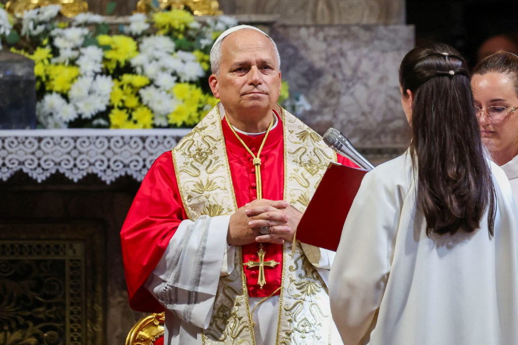 Pope Leo XIV urges Italians to rediscover their faith during prayer before remains of St. Augustine