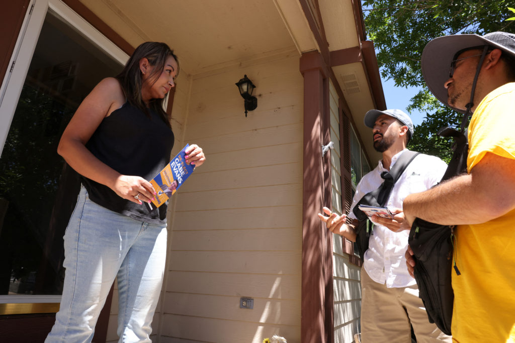Grassroots efforts to get out the Latino vote in Colorado