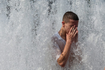 France records around 1,000 additional deaths as extreme heat sets European records