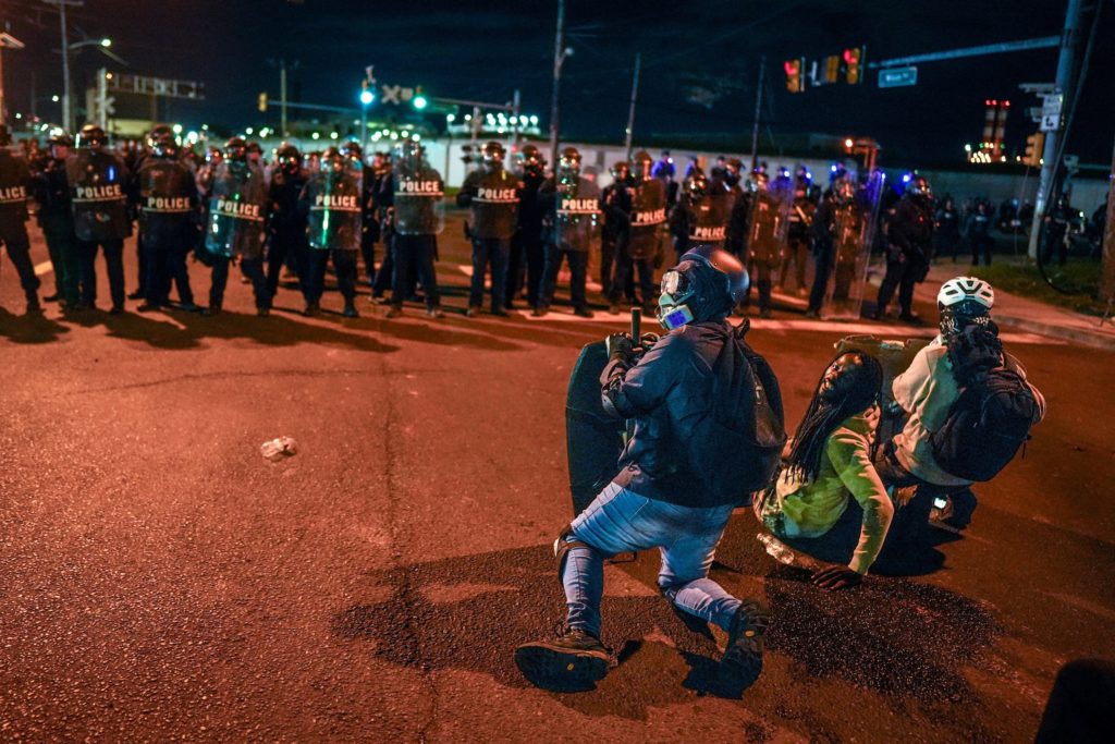 News Wrap: More people arrested for breaking curfew at New Jersey ICE detention facility