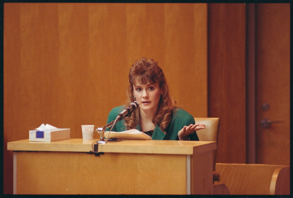 Pamela Smart, serving life for plotting husband's murder, seeks new trial