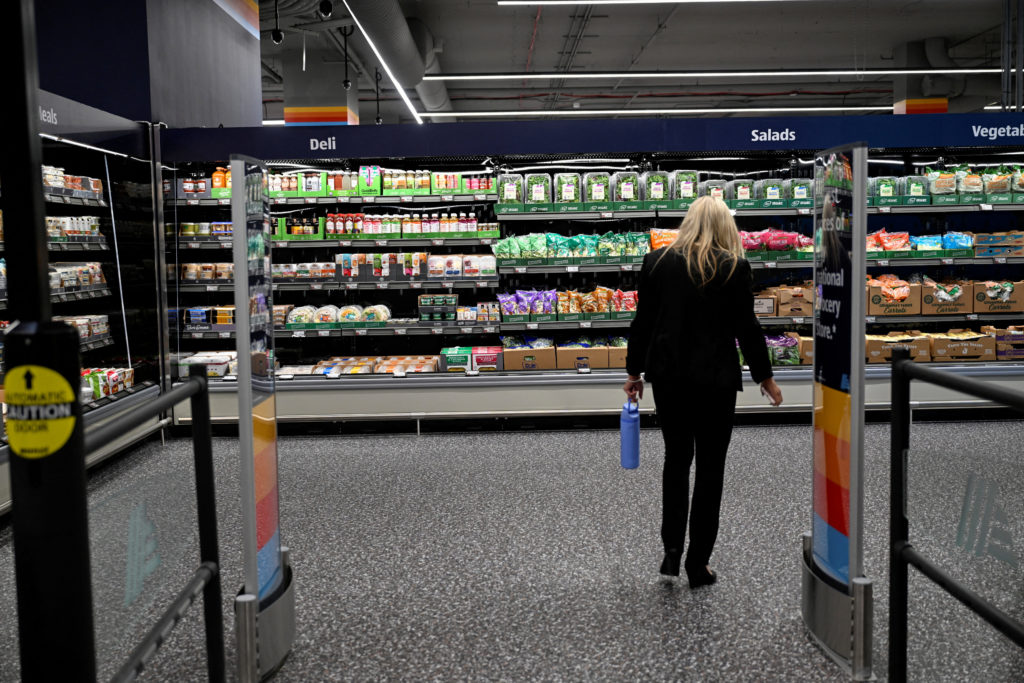 Americans' confidence in U.S. economy falls again as Iran conflict sends gas prices higher