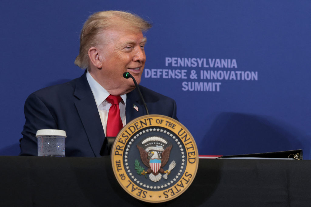 VER EN DIRECTO: Trump alardea de inversiones en tecnología de campo de batalla en el War College del Ejército en Pennsylvania