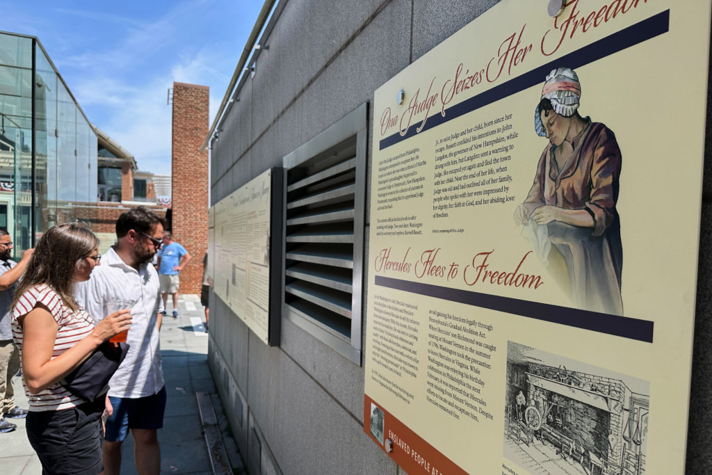 Federal government replaces slavery exhibition at Washington's home in Philadelphia