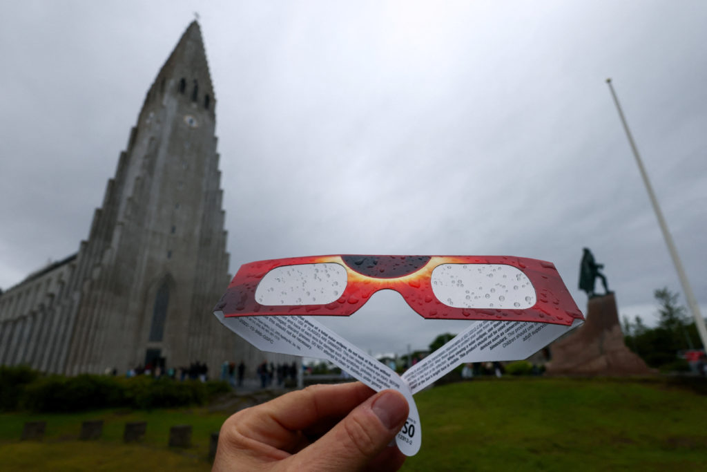 Solar eclipse in Iceland