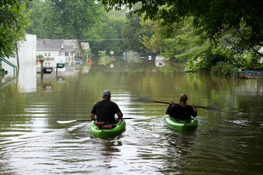 Flooding risk remains as deadly storms move from the Midwest to the mid-Atlantic