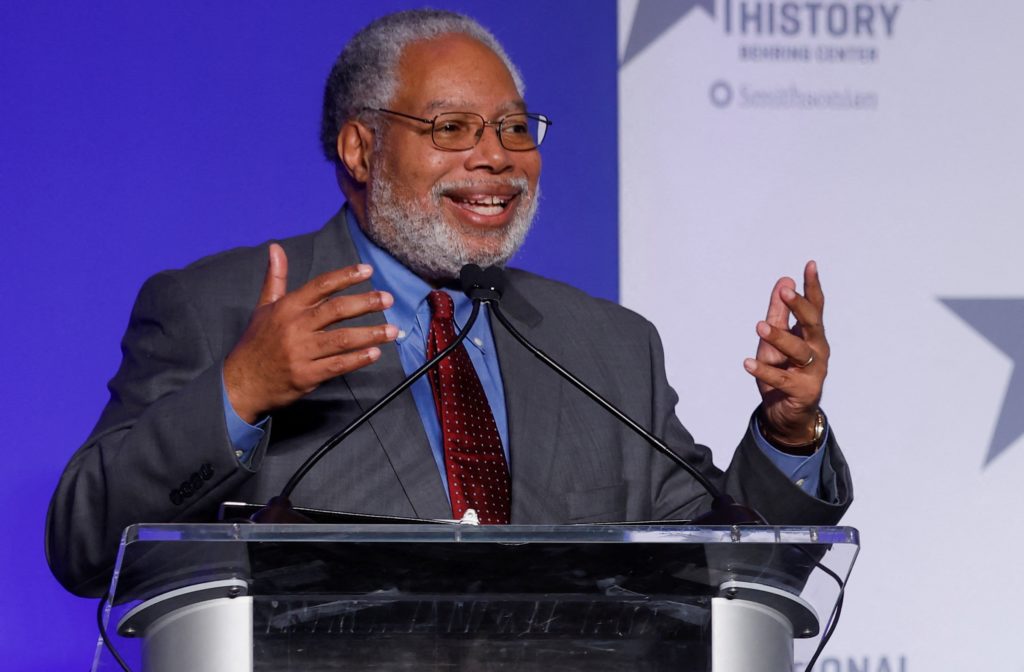 Lonnie Bunch to retire from Smithsonian leadership following Trump administration clash