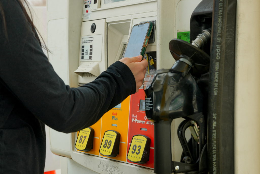 Retail sales saw 0.8% bump in September, but big chunk of spending went to paying for gas