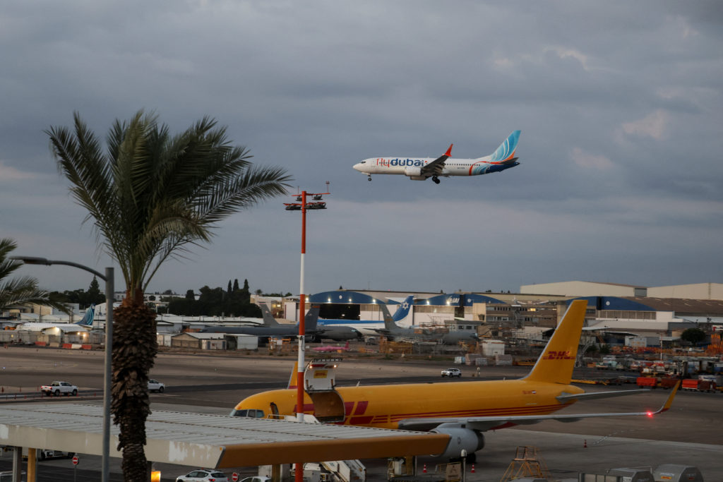 AP report: Axe-wielding FlyDubai co-pilot had been flagged over extremism concerns