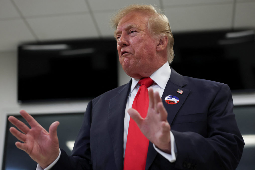 Trump casts his midterm ballot early in Florida