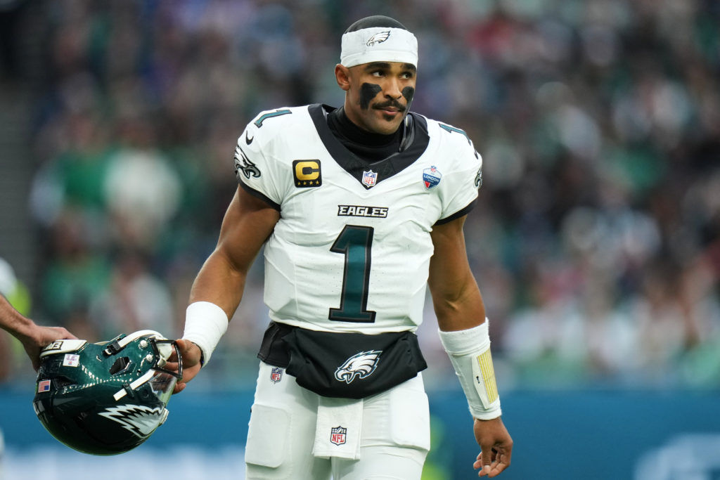 AP source: Eagles QB Jalen Hurts expected to miss rest of season after blood clots found in lungs and leg